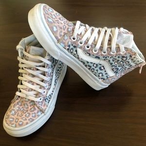 VANS | pink & blue cheetah print | Sz 13